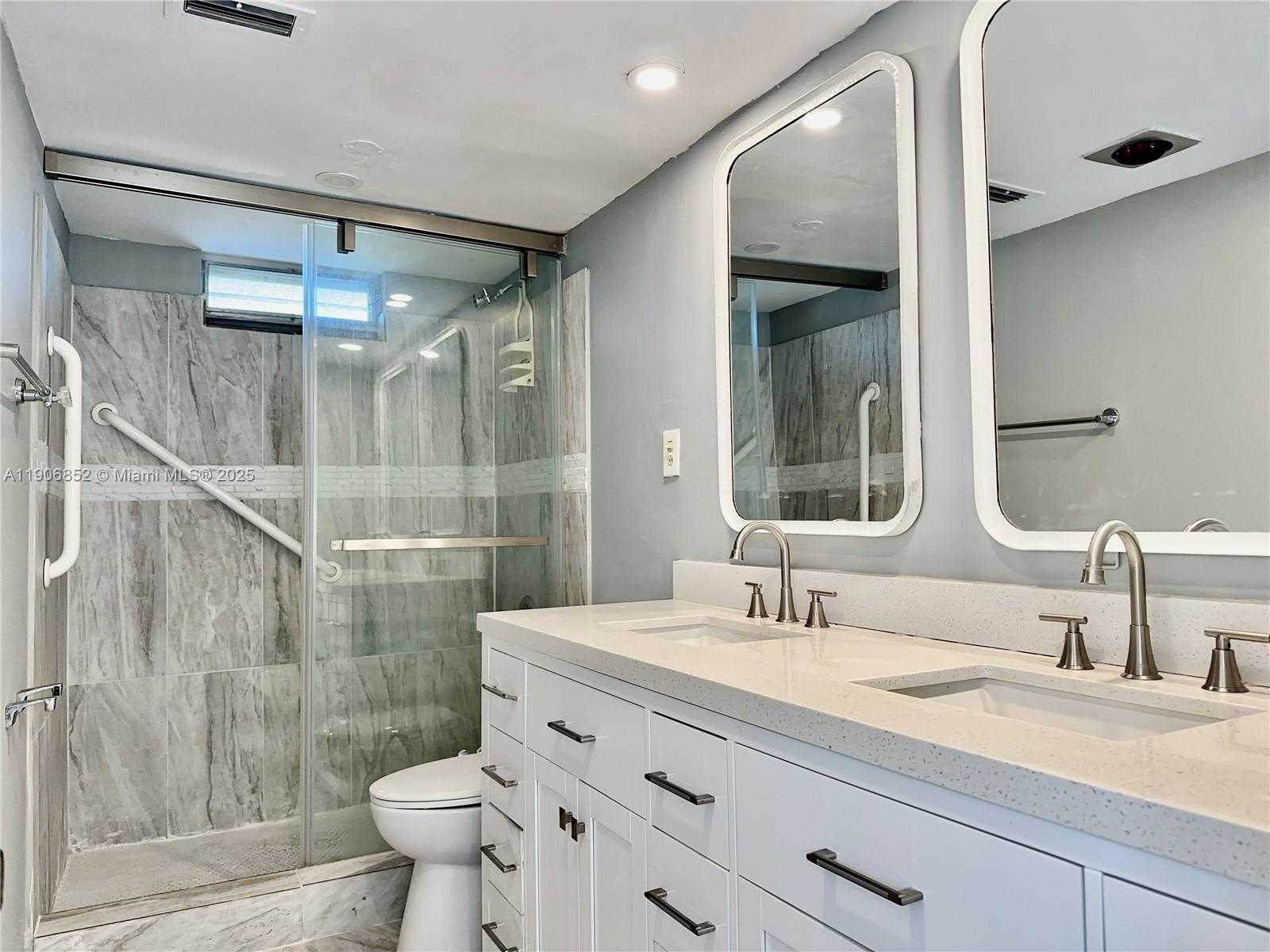 Small Image of 2520 NORTH EAST 1ST CT #204, Boynton Beach Number 8