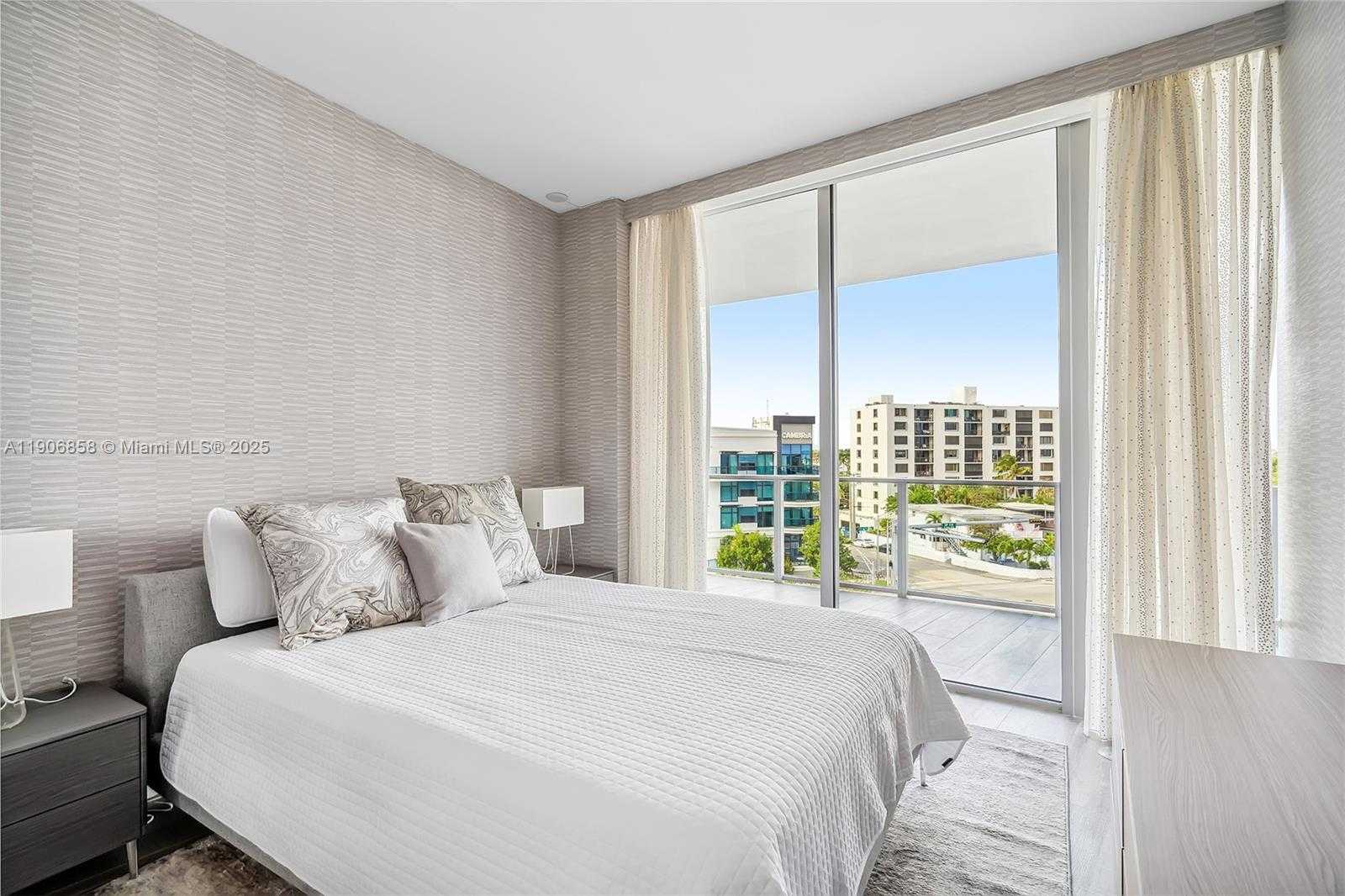 Small Image of 2200 NORTH OCEAN BLVD #N401, Fort Lauderdale Number 33