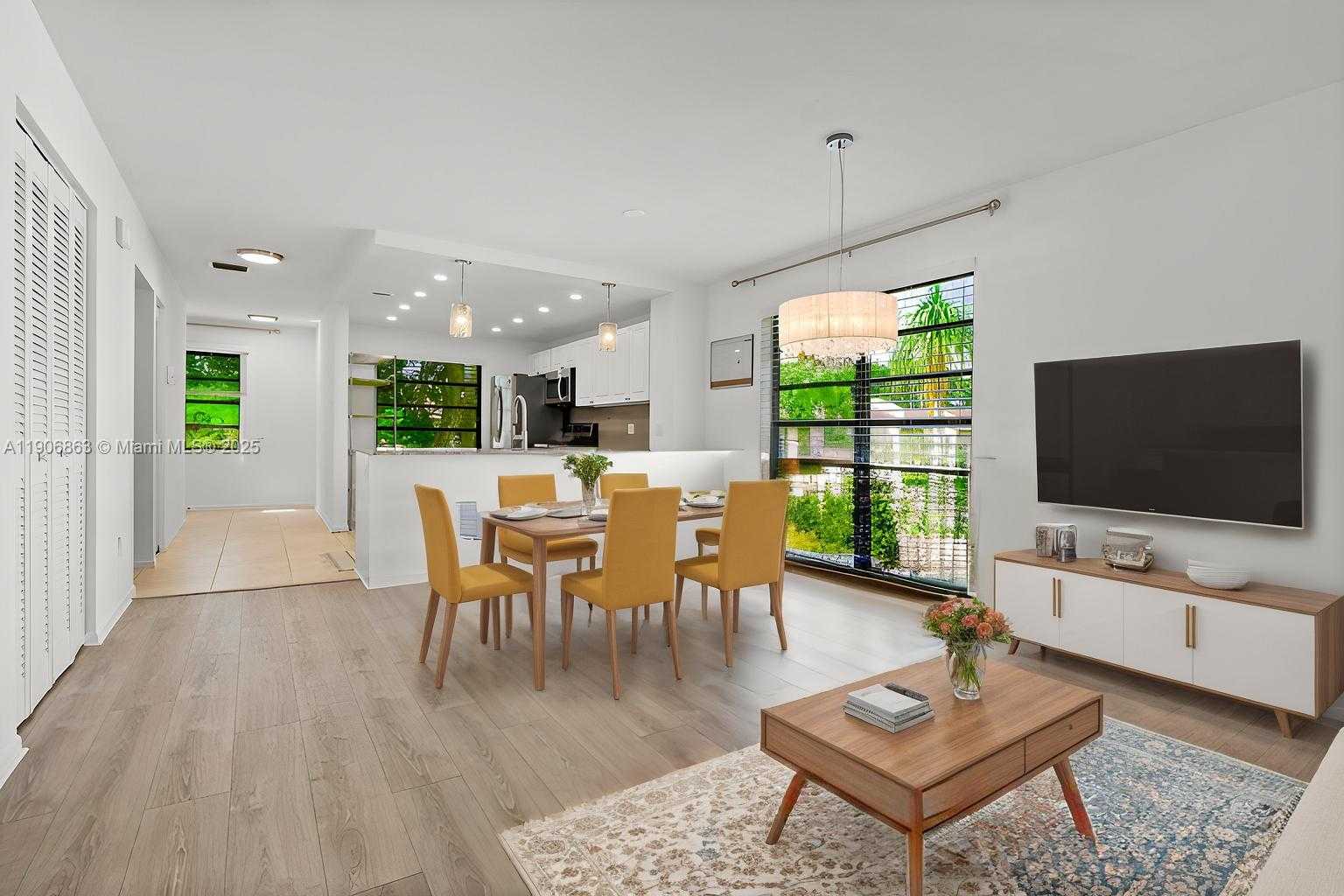 Small Image of 21578 JUEGO CIR #26H, Boca Raton Number 3