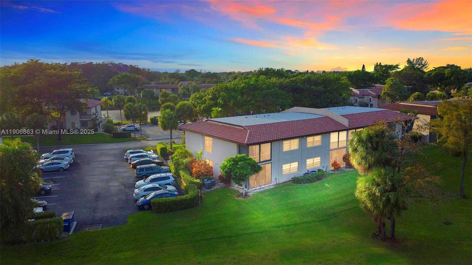 Small Image of 21578 JUEGO CIR #26H, Boca Raton Number 45