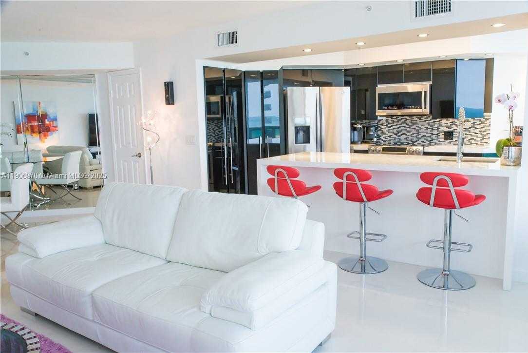 Small Image of 6301 COLLINS AVE #1402, Miami Beach Number 18
