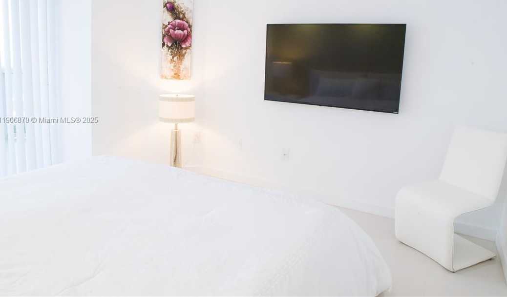 Small Image of 6301 COLLINS AVE #1402, Miami Beach Number 24