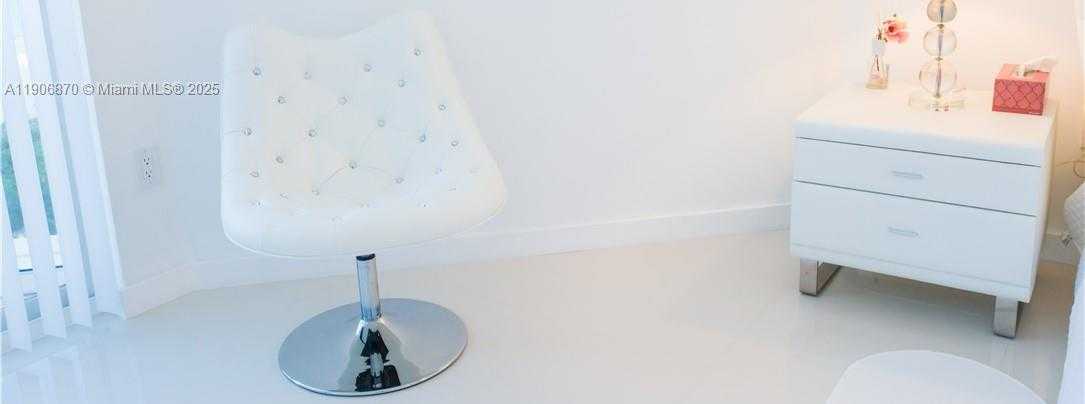 Small Image of 6301 COLLINS AVE #1402, Miami Beach Number 26