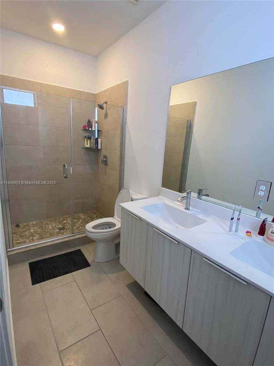 Small Image of 15855 NORTH WEST 90TH CT, Miami Lakes Number 15