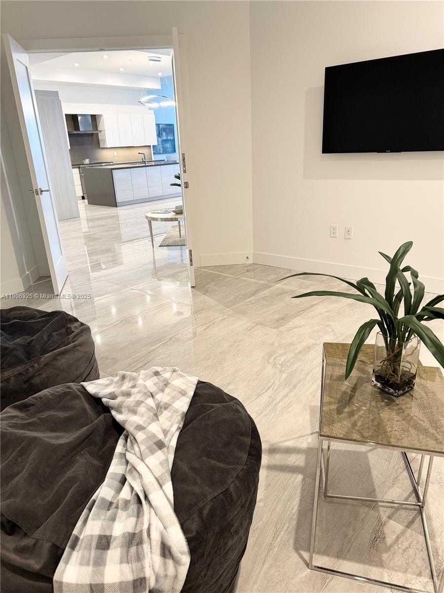 Small Image of 5000 NORTH OCEAN DR #201, Singer Island Number 13