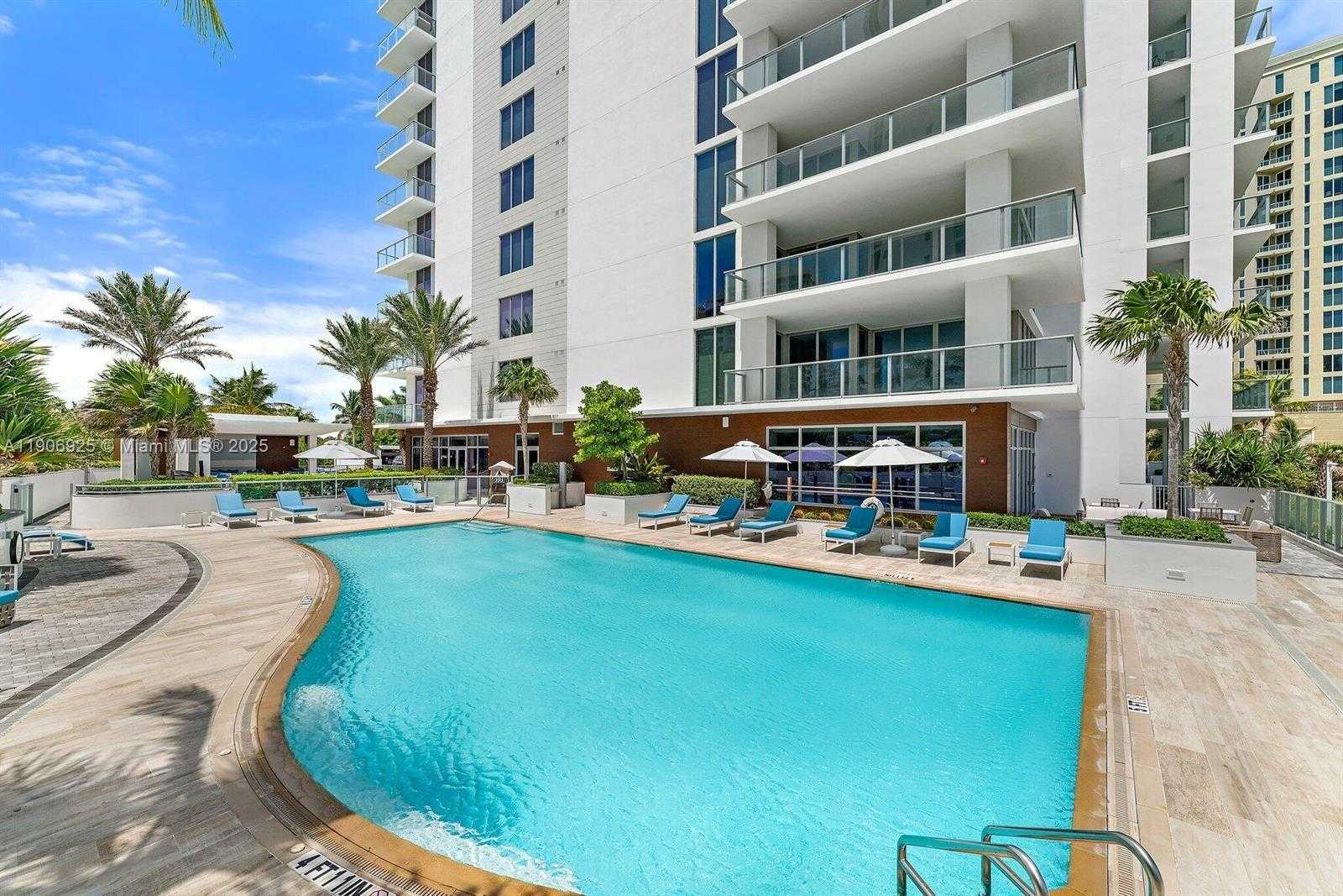Small Image of 5000 NORTH OCEAN DR #201, Singer Island Number 26