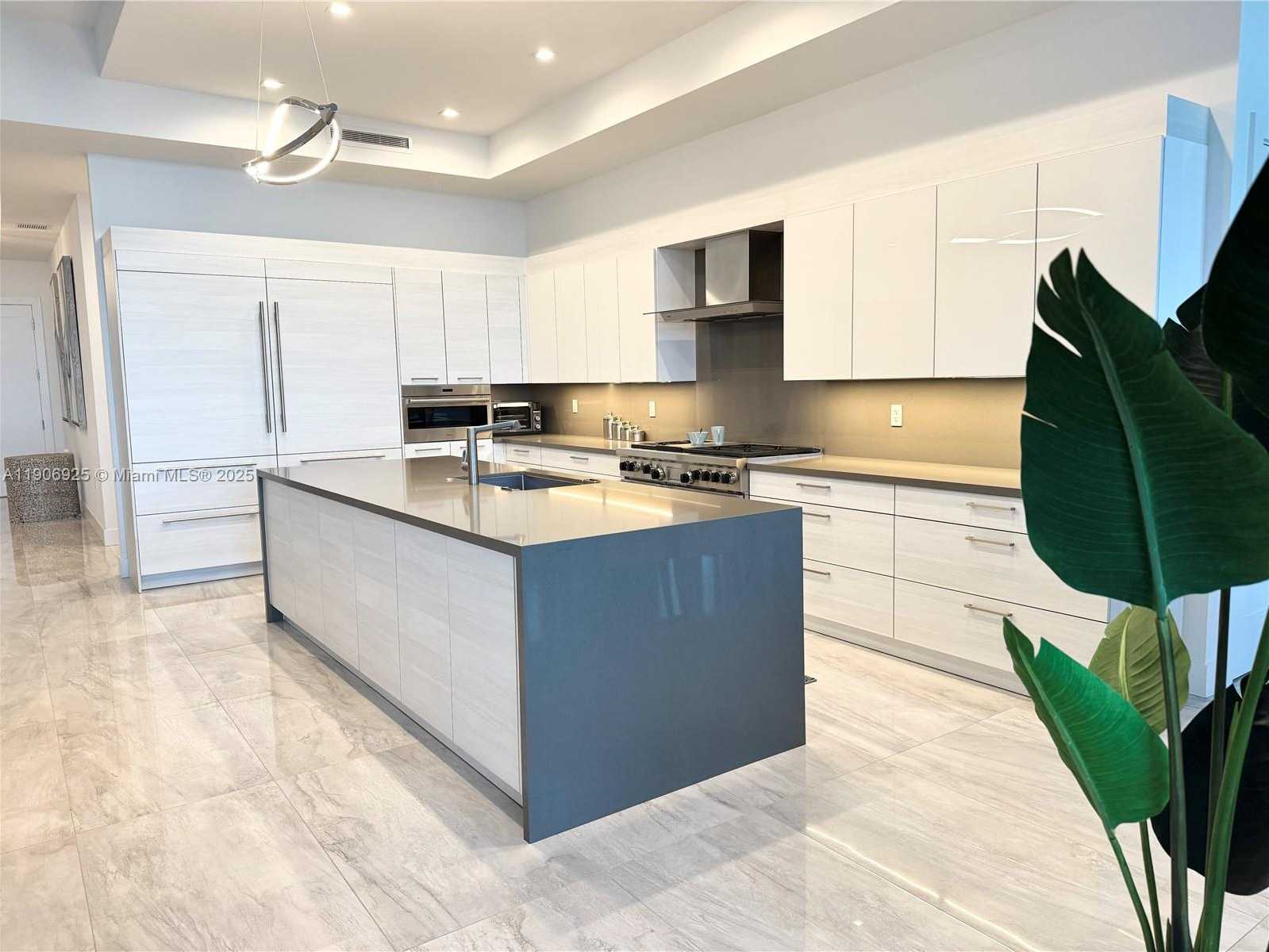 Small Image of 5000 NORTH OCEAN DR #201, Singer Island Number 8