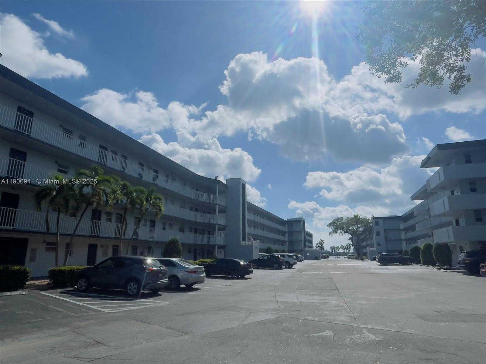 Small Image of 443 NORTH EAST 195TH ST #338, Miami Number 18