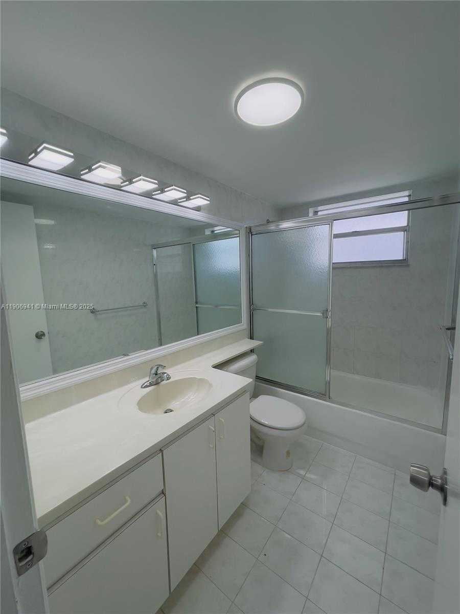 Small Image of 443 NORTH EAST 195TH ST #338, Miami Number 8
