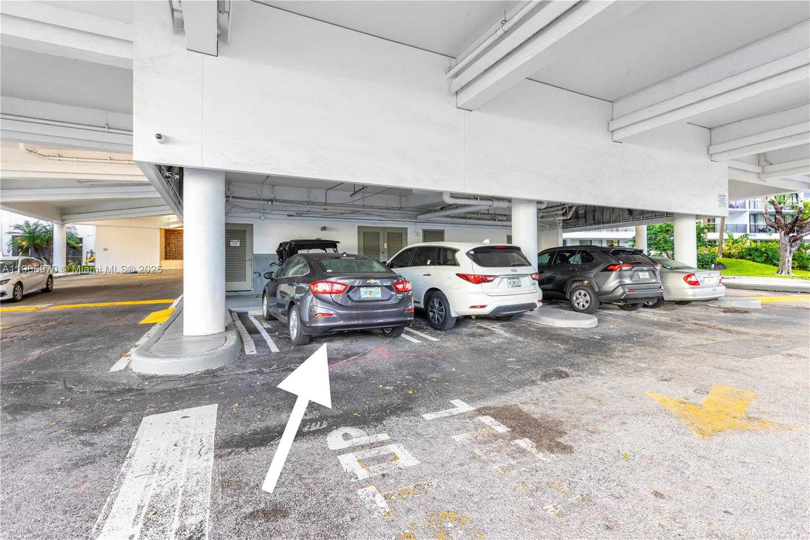 Small Image of 3701 NORTH COUNTRY CLUB DR #1009, Aventura Number 20