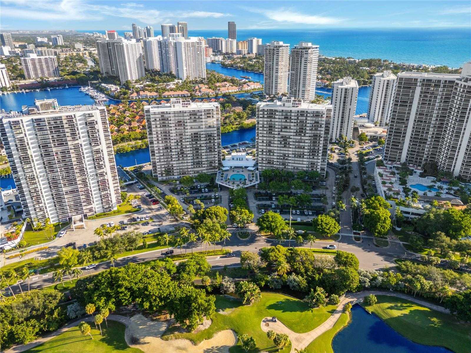 Small Image of 3701 NORTH COUNTRY CLUB DR #1009, Aventura Number 30