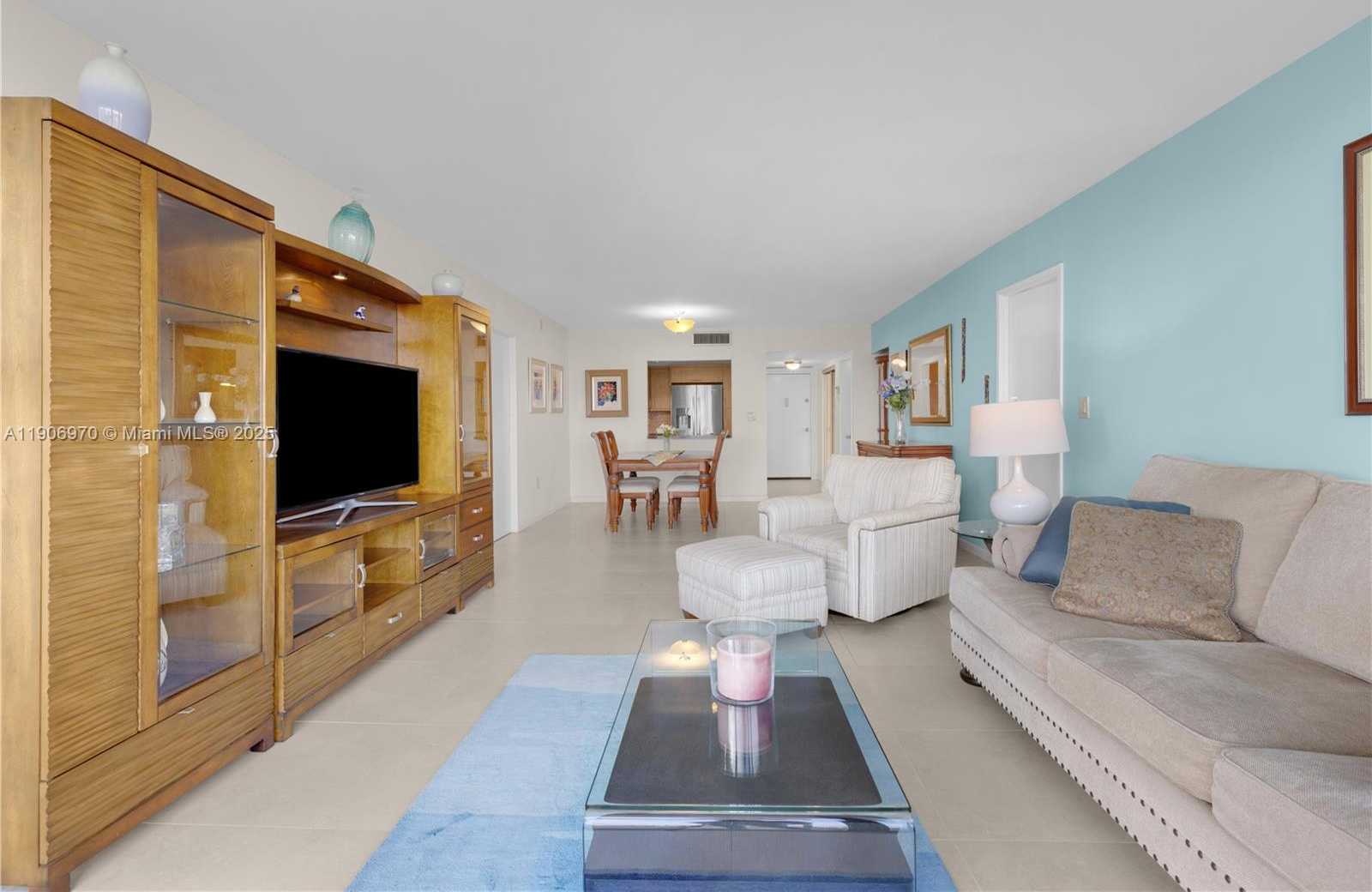 Small Image of 3701 NORTH COUNTRY CLUB DR #1009, Aventura Number 5