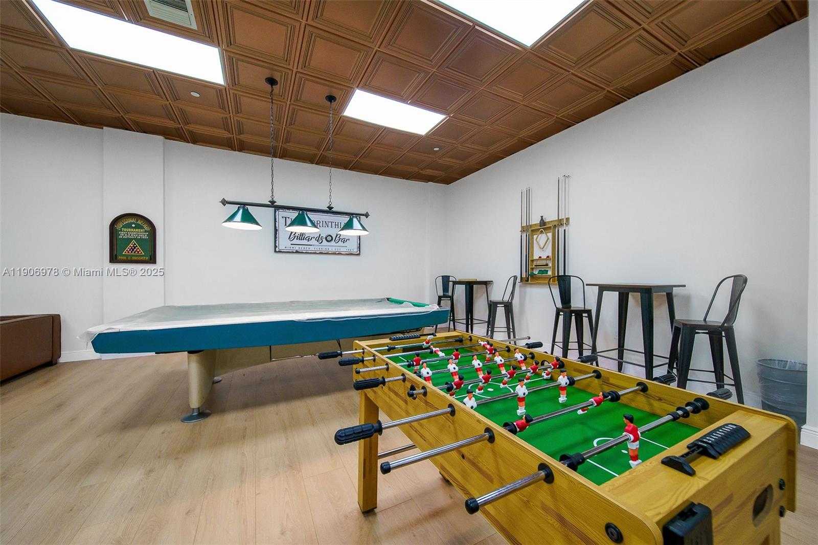 Small Image of 5825 COLLINS AVE #10G, Miami Beach Number 49