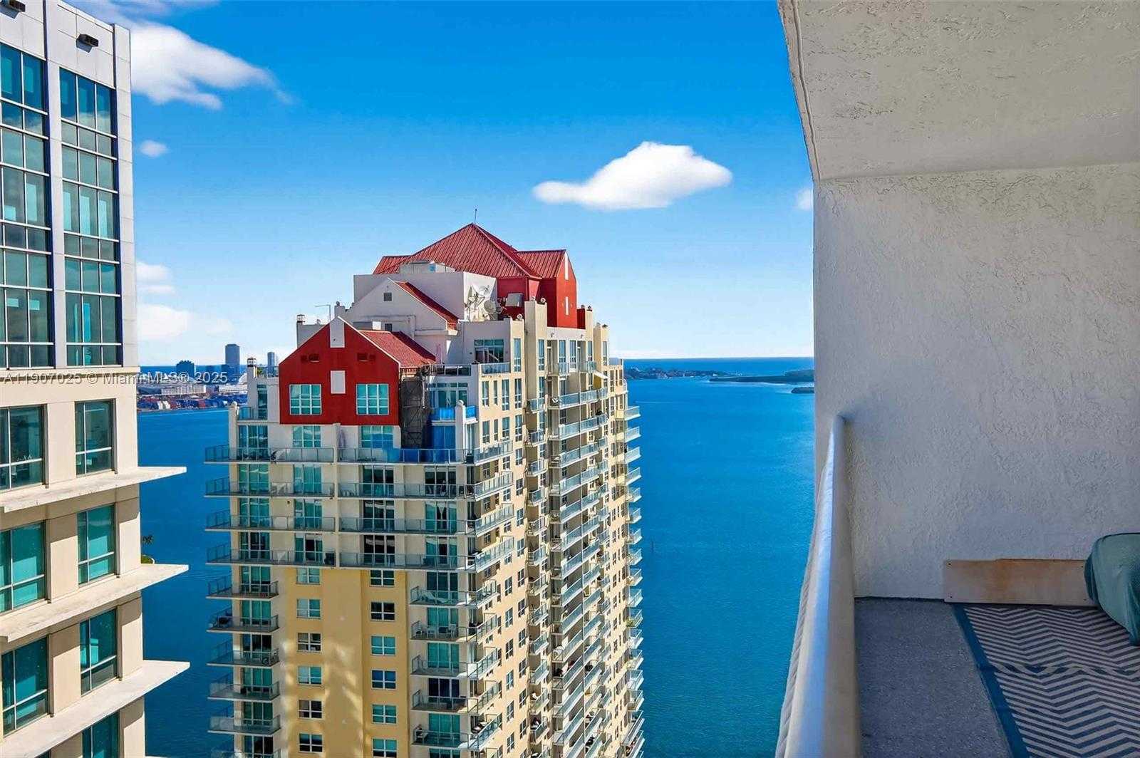 Small Image of 1200 BRICKELL BAY DR #3914, Miami Number 21