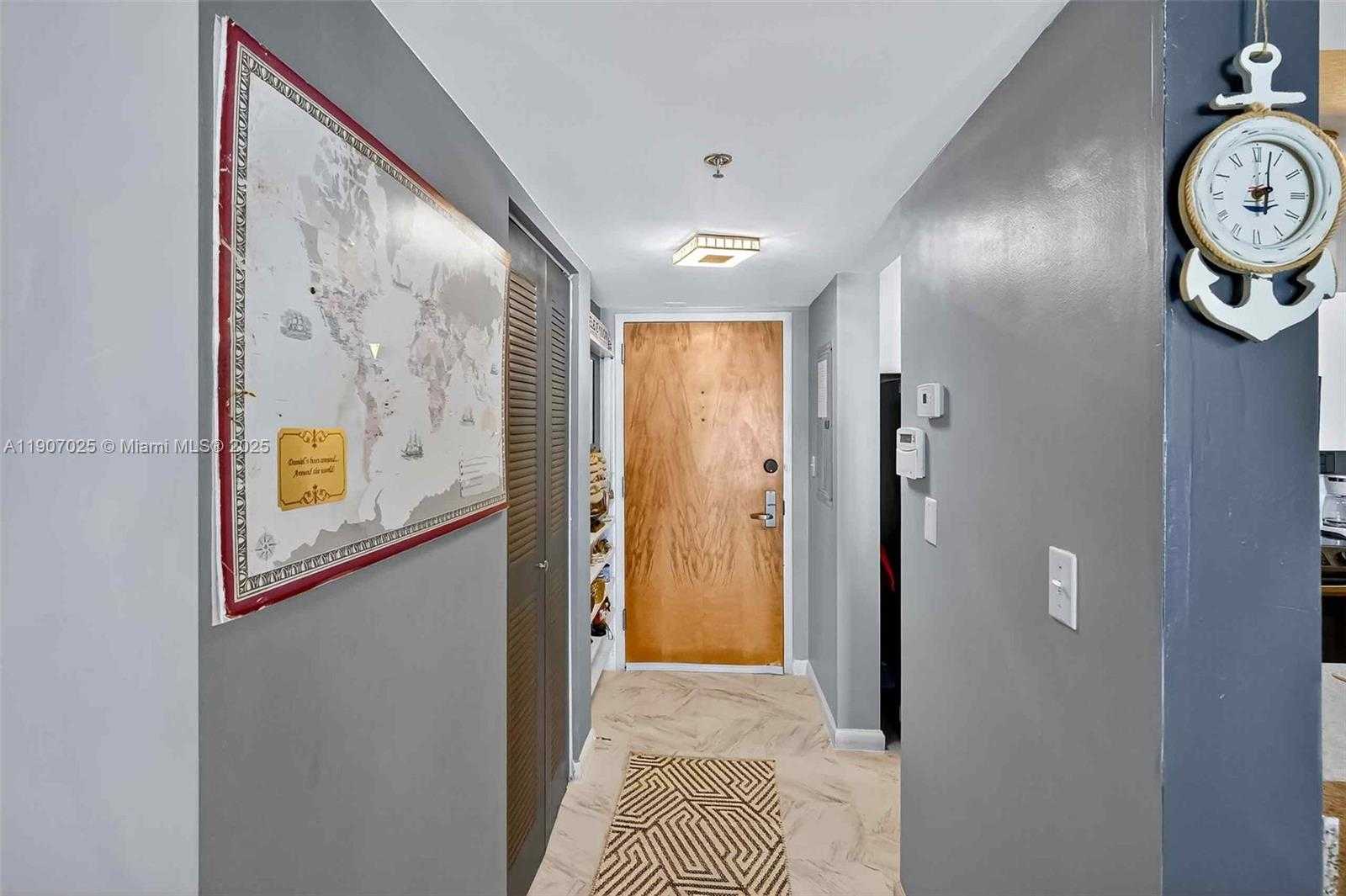 Small Image of 1200 BRICKELL BAY DR #3914, Miami Number 3