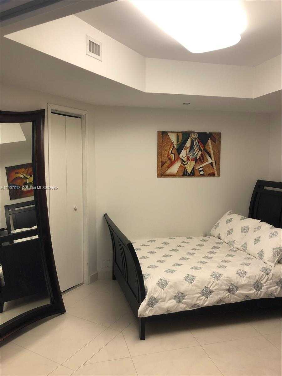 Small Image of 9401 COLLINS AVE #801, Surfside Number 20