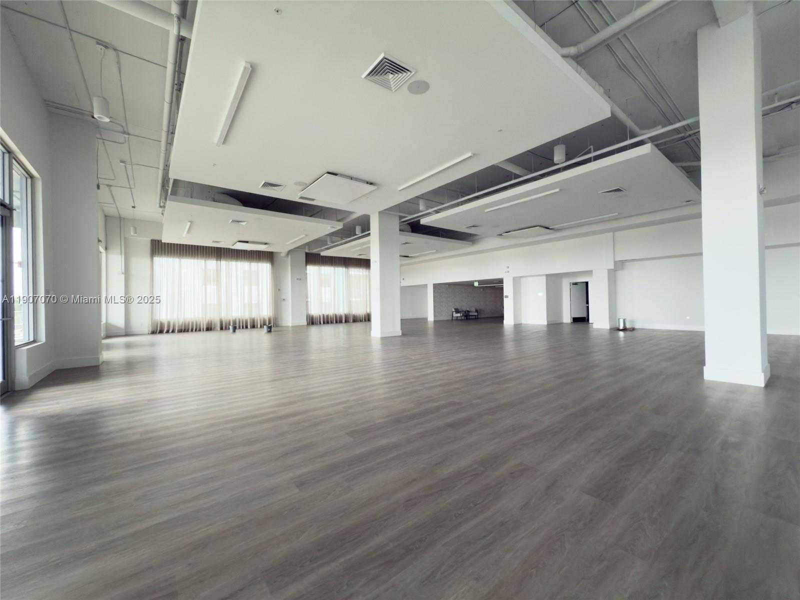 Small Image of 7751 NORTH WEST 107TH AVE #522, Doral Number 28