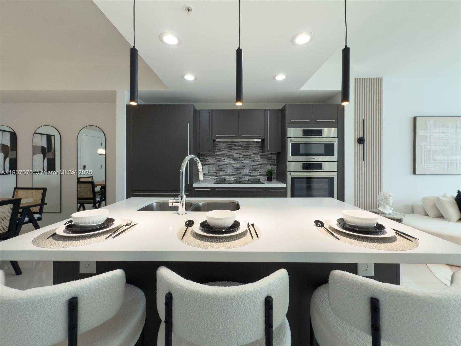 Small Image of 7751 NORTH WEST 107TH AVE #522, Doral Number 3