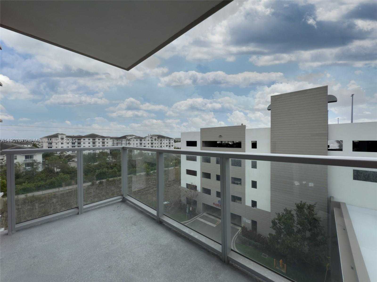 Small Image of 7751 NORTH WEST 107TH AVE #522, Doral Number 43