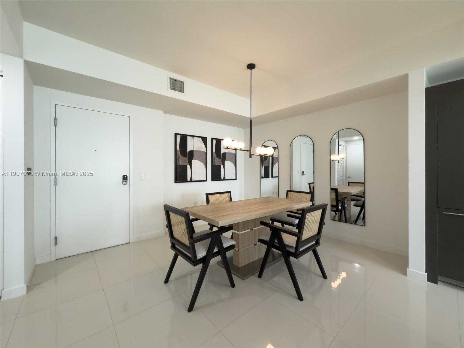 Small Image of 7751 NORTH WEST 107TH AVE #522, Doral Number 5