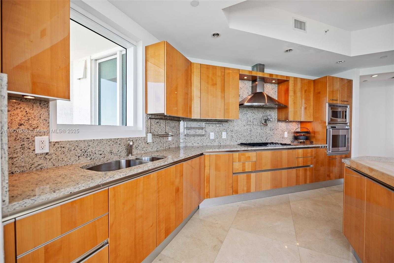 Small Image of 16051 COLLINS AVE #1202, Sunny Isles Beach Number 5