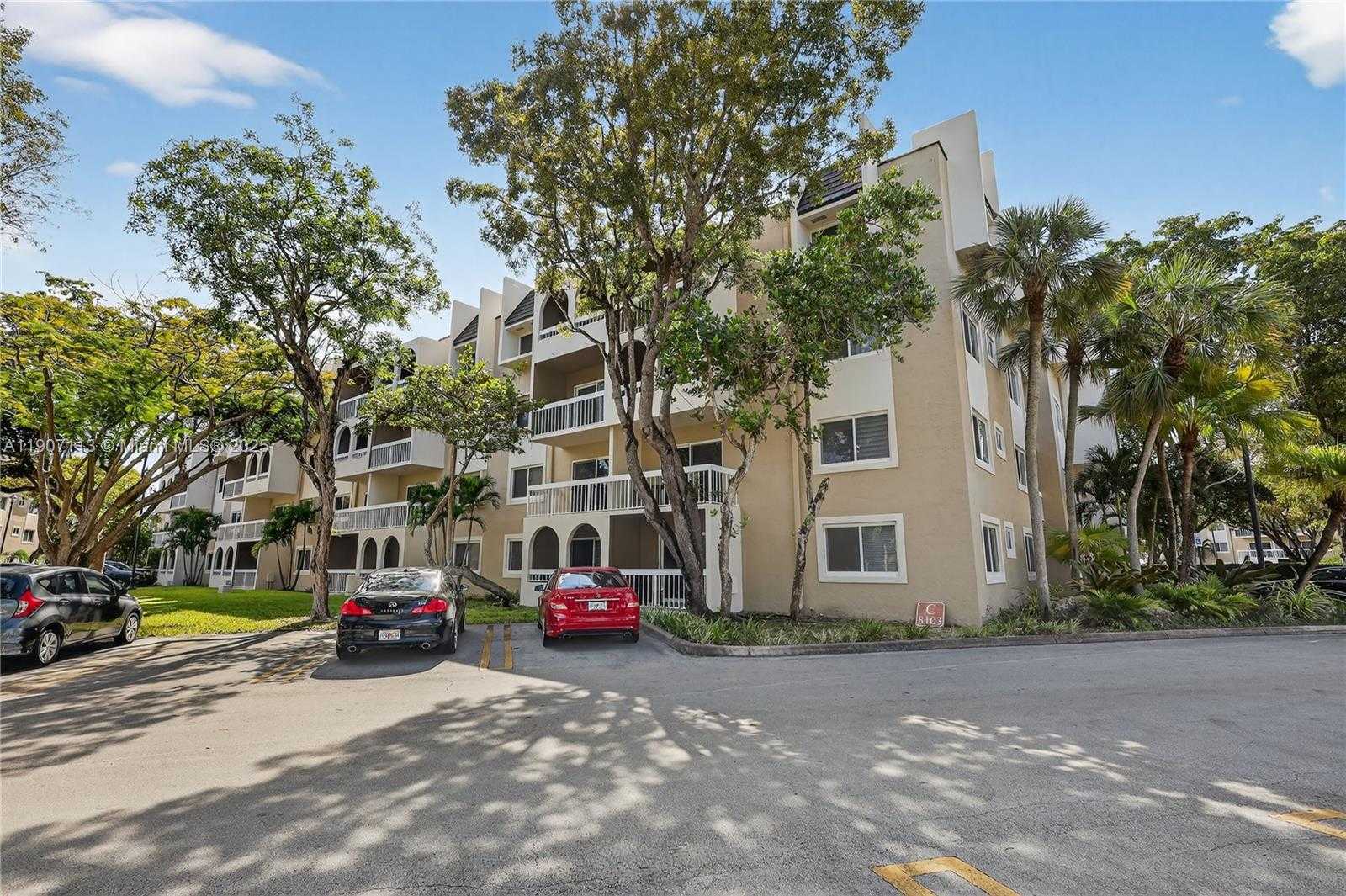 Small Image of 8103 CAMINO REAL #307, Miami Number 1