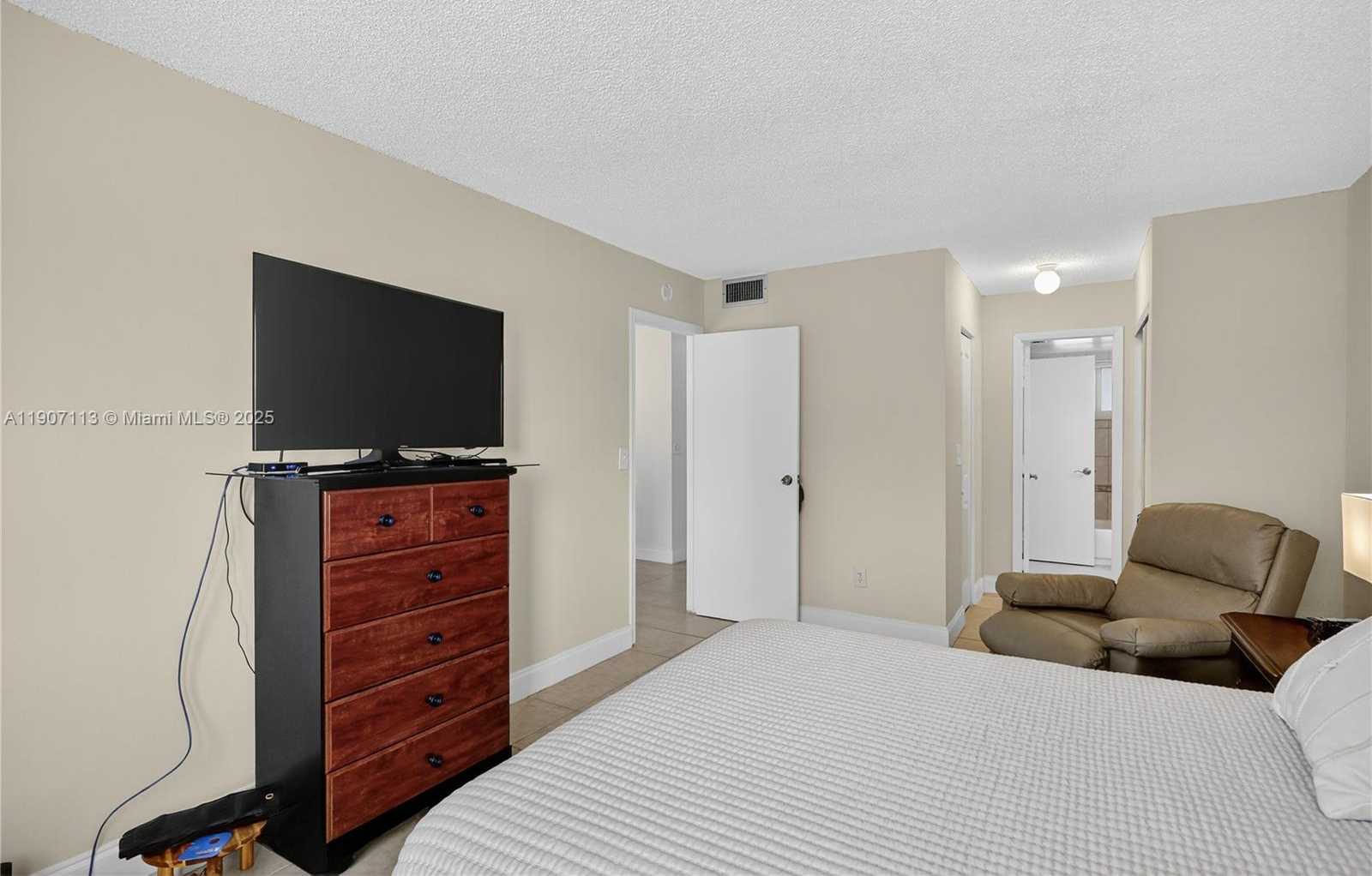 Small Image of 8103 CAMINO REAL #307, Miami Number 18