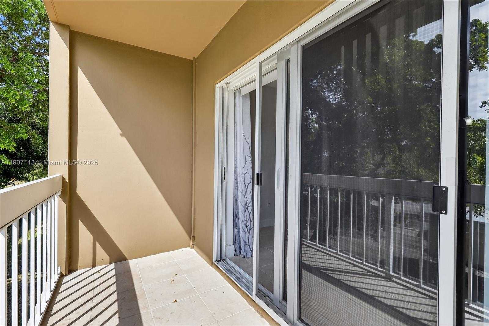 Small Image of 8103 CAMINO REAL #307, Miami Number 27