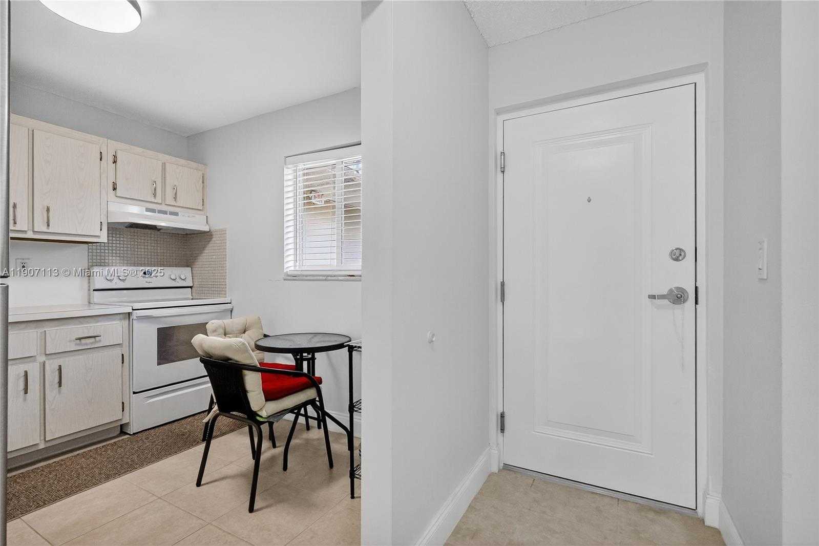 Small Image of 8103 CAMINO REAL #307, Miami Number 4