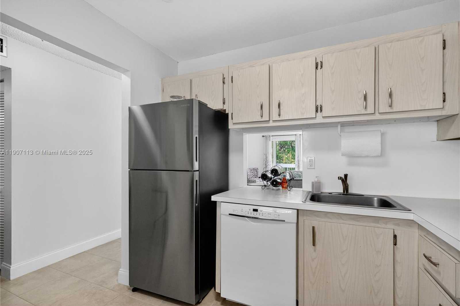 Small Image of 8103 CAMINO REAL #307, Miami Number 7