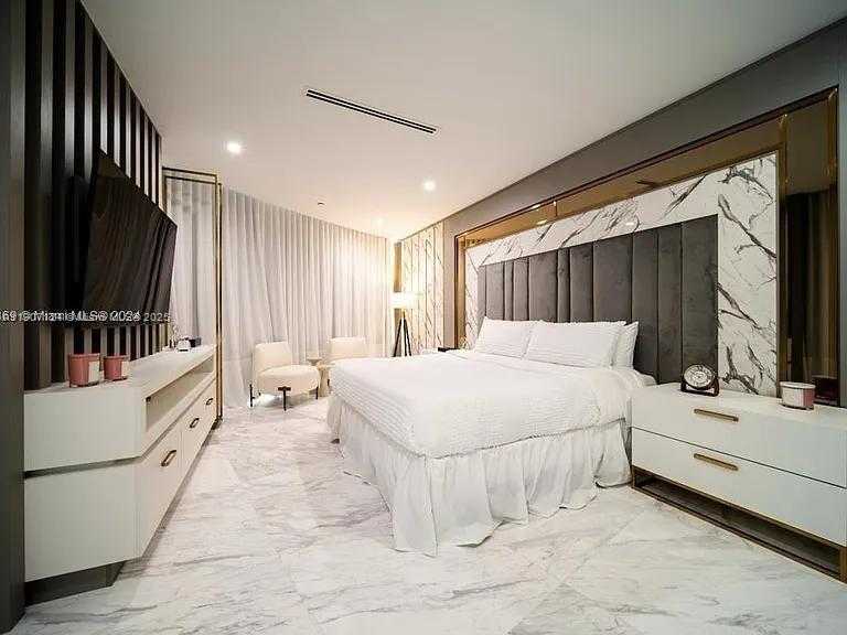 Small Image of 851 NORTH EAST 1ST AVE #4811, Miami Number 12