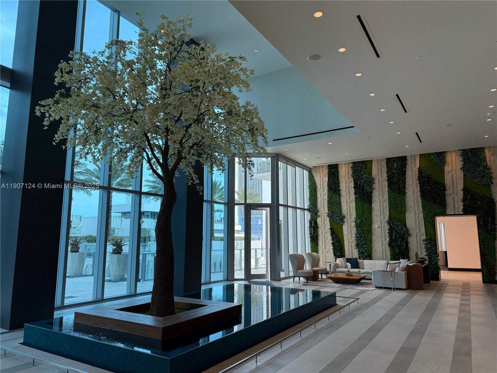 Small Image of 851 NORTH EAST 1ST AVE #4811, Miami Number 30