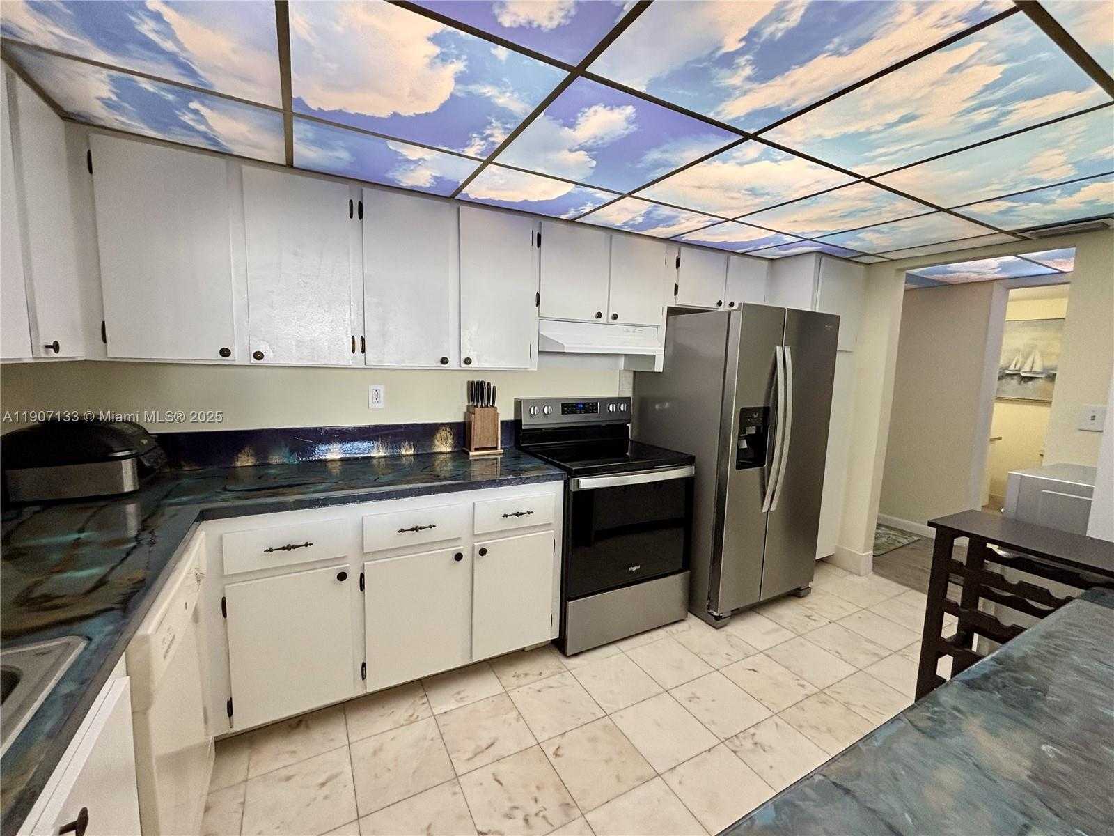 Small Image of 6801 INDIAN CREEK DR #402, Miami Beach Number 11