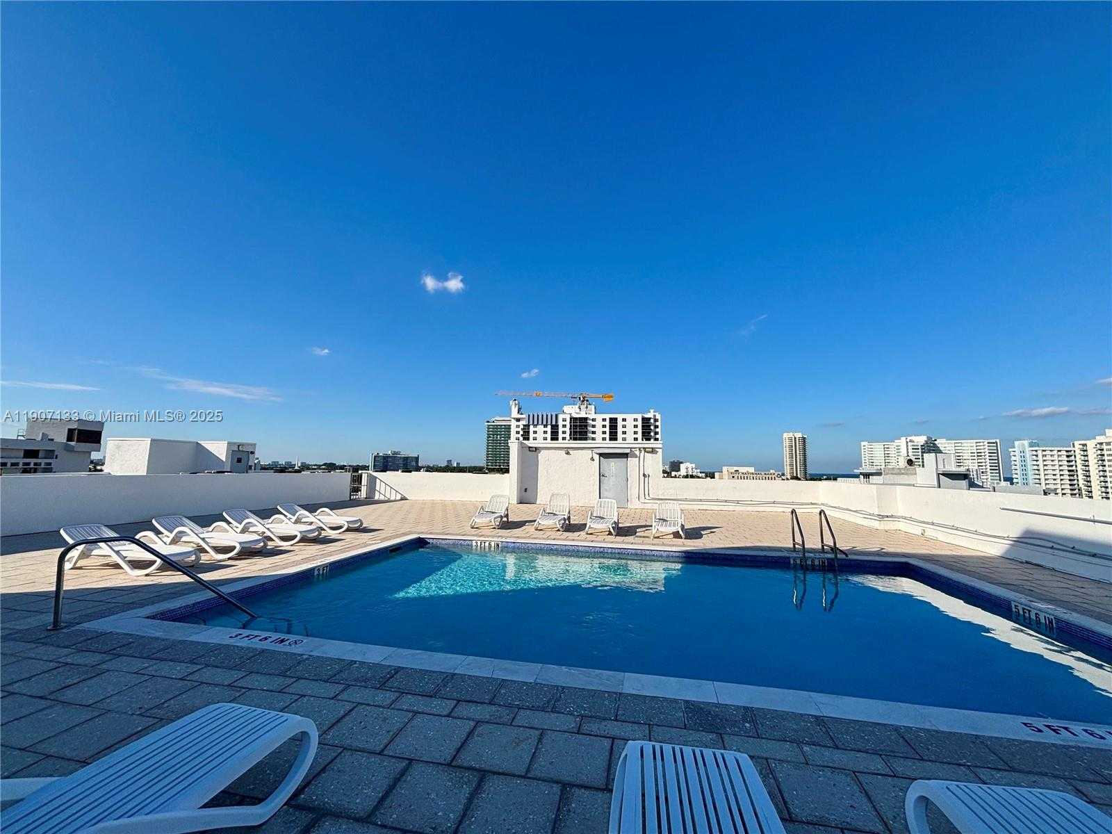 Small Image of 6801 INDIAN CREEK DR #402, Miami Beach Number 13