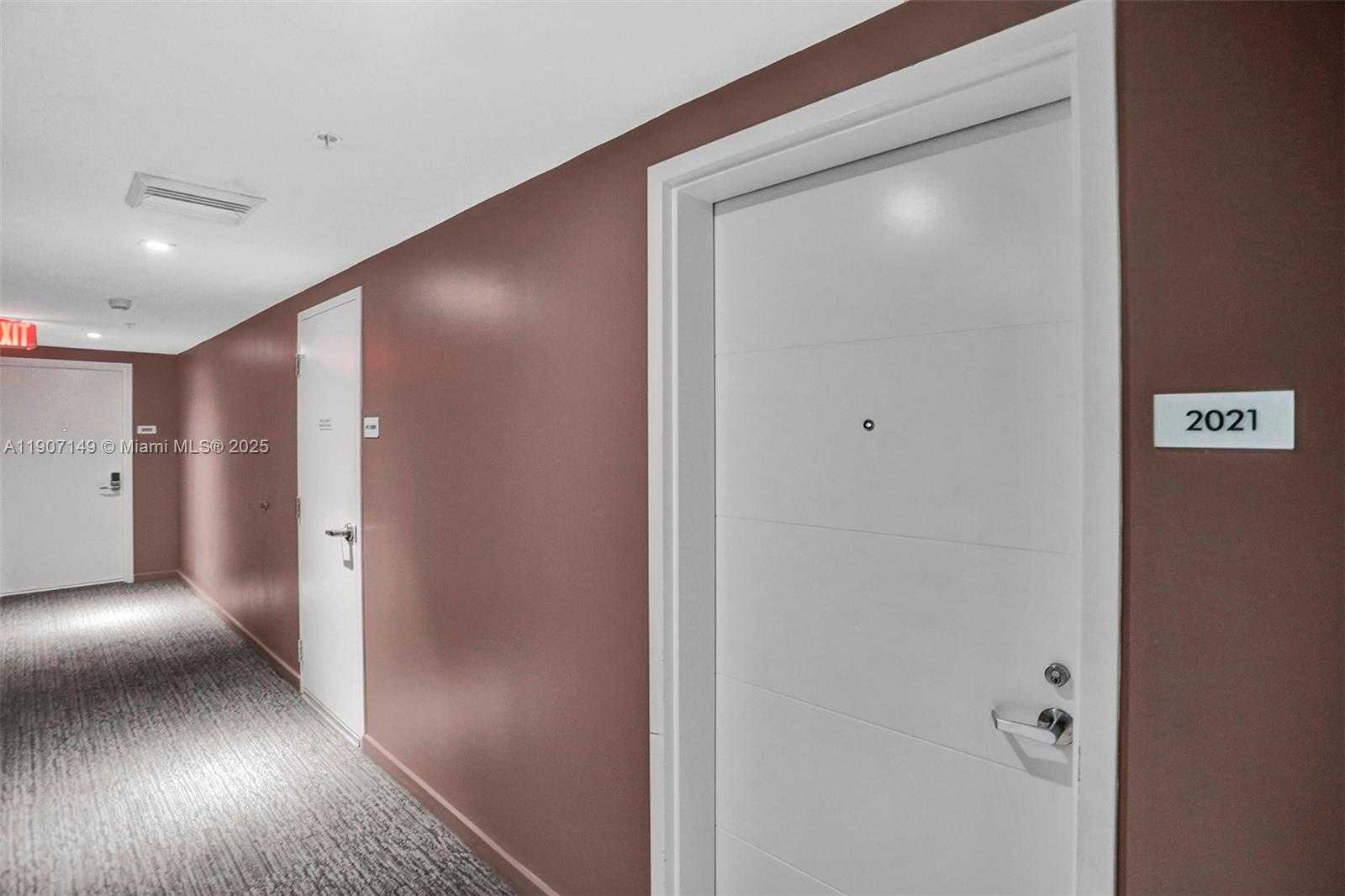 Imagen de Pequeño Objeto