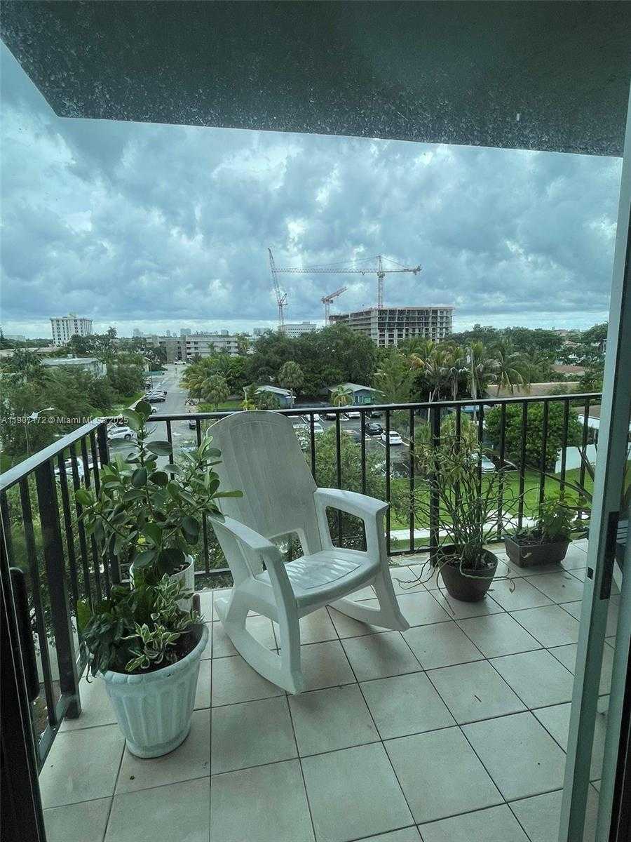 Small Image of 12500 NORTH EAST 15TH AVE #512, North Miami Number 5