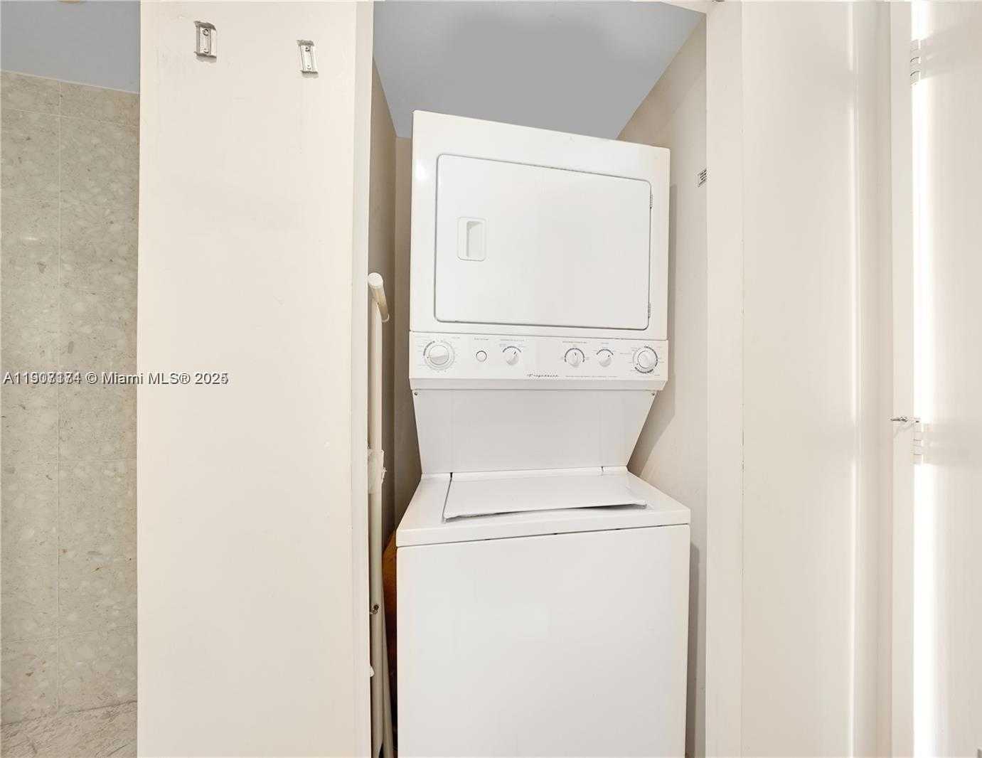 Small Image of 185 SOUTH WEST 7TH ST #3100, Miami Number 10