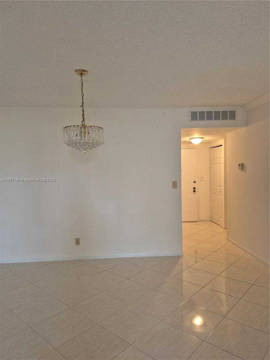 Small Image of 600 THREE ISLANDS BLVD #817, Hallandale Beach Number 25
