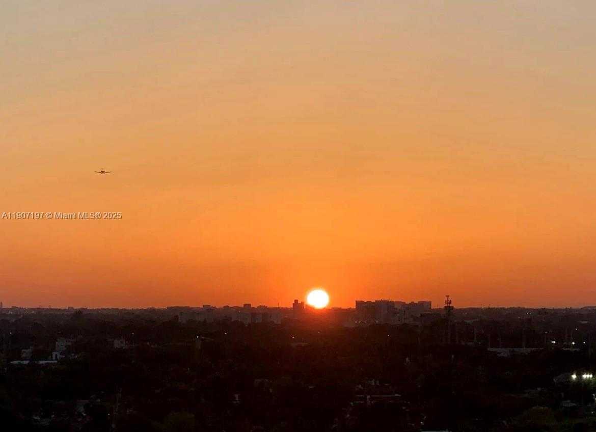 Small Image of 3250 NORTH EAST 1ST AVE #910, Miami Number 13