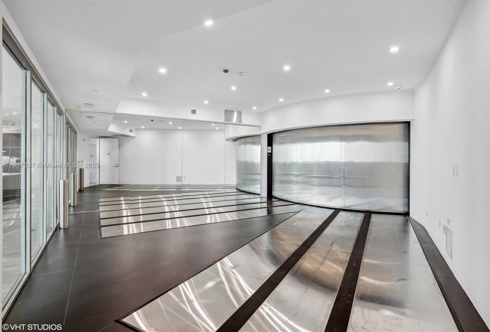 Imagen de Pequeño Objeto