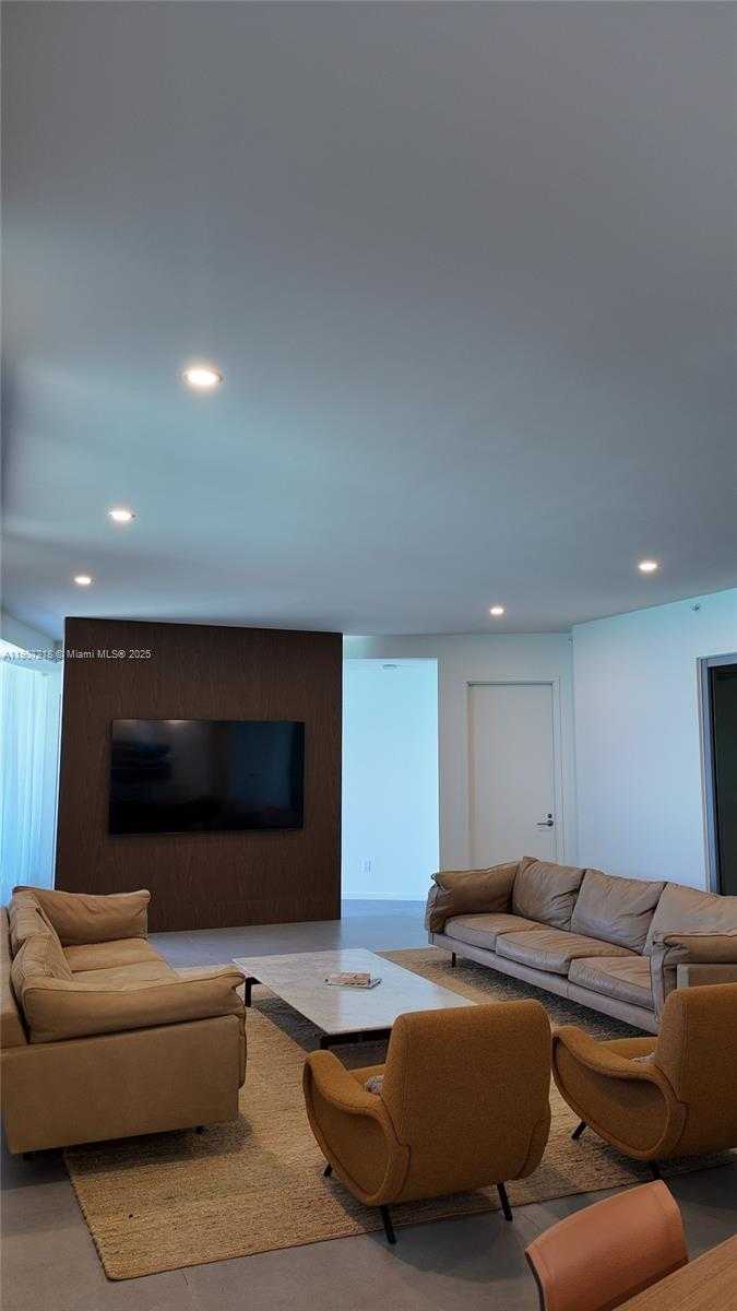 Small Image of 18555 COLLINS AVE #905, Sunny Isles Beach Number 3