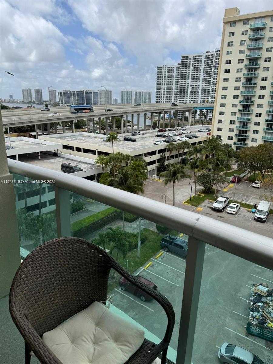 Small Image of 19380 COLLINS AVE #707, Sunny Isles Beach Number 1