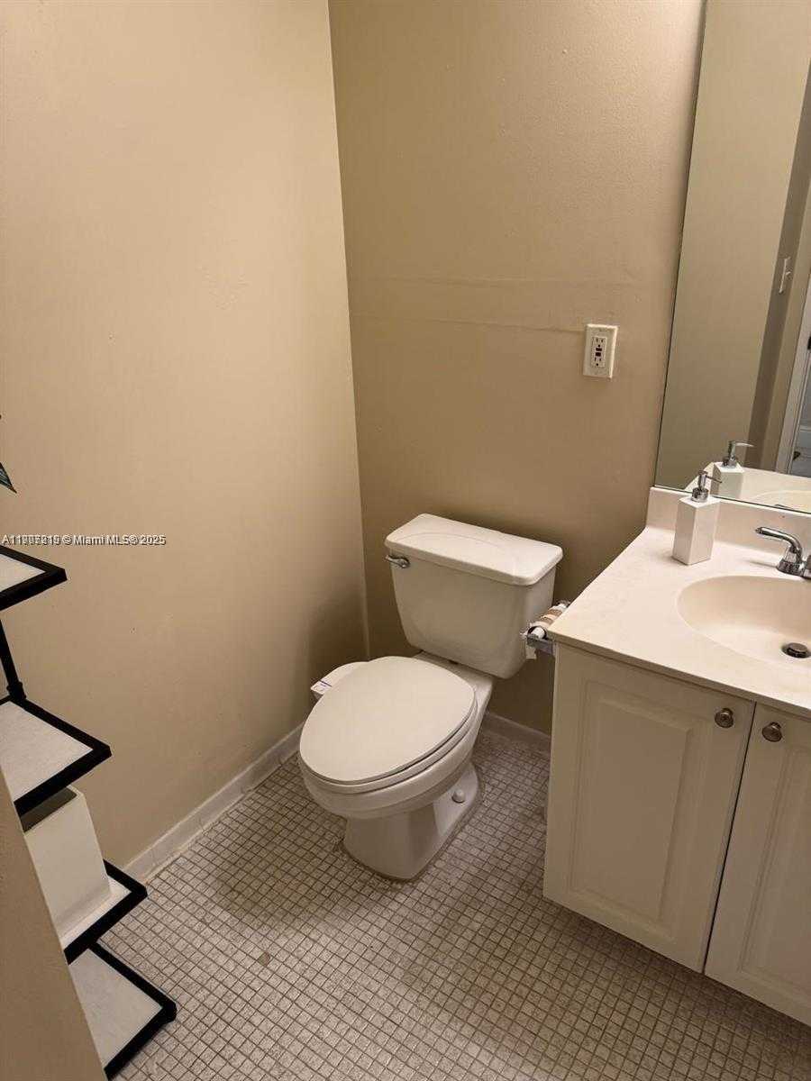 Small Image of 19380 COLLINS AVE #707, Sunny Isles Beach Number 16