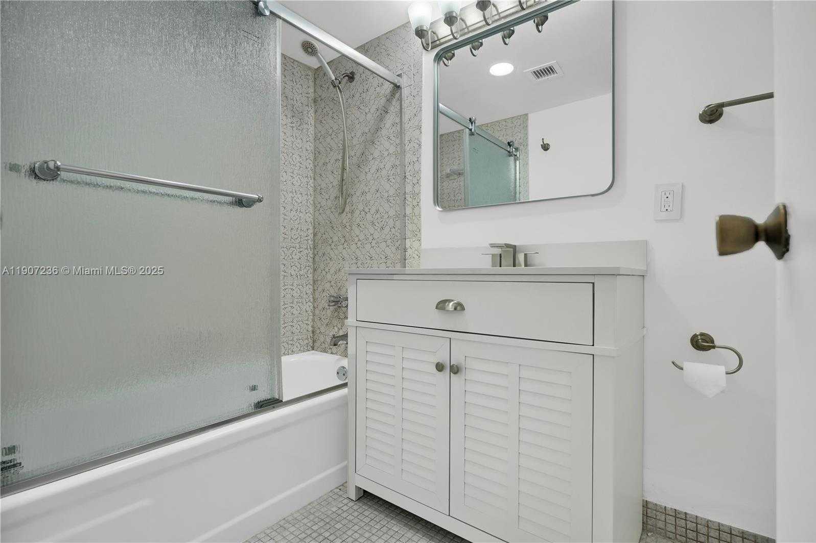 Small Image of 2851 NORTH EAST 183RD ST #504E, Aventura Number 11