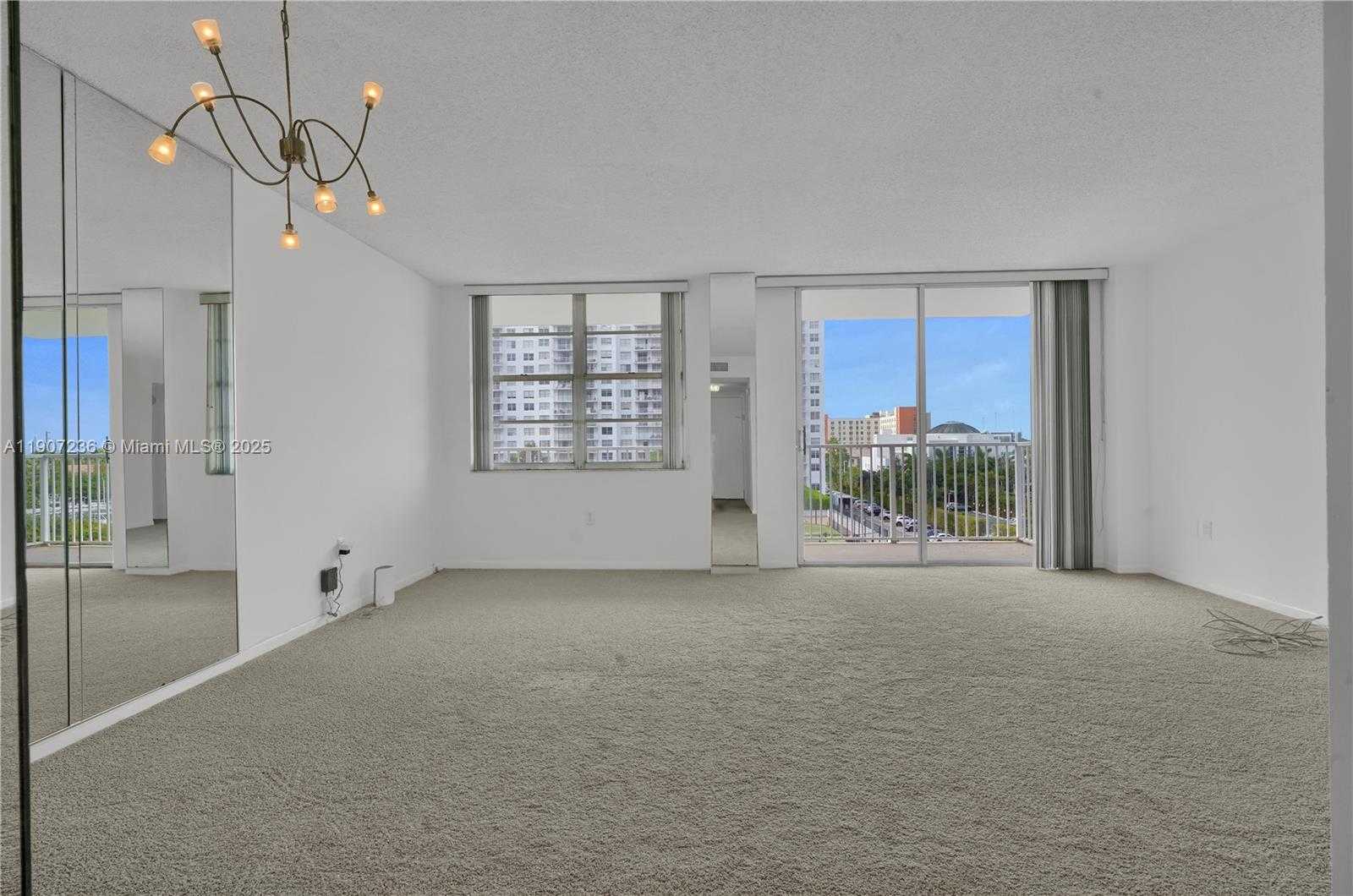 Small Image of 2851 NORTH EAST 183RD ST #504E, Aventura Number 4