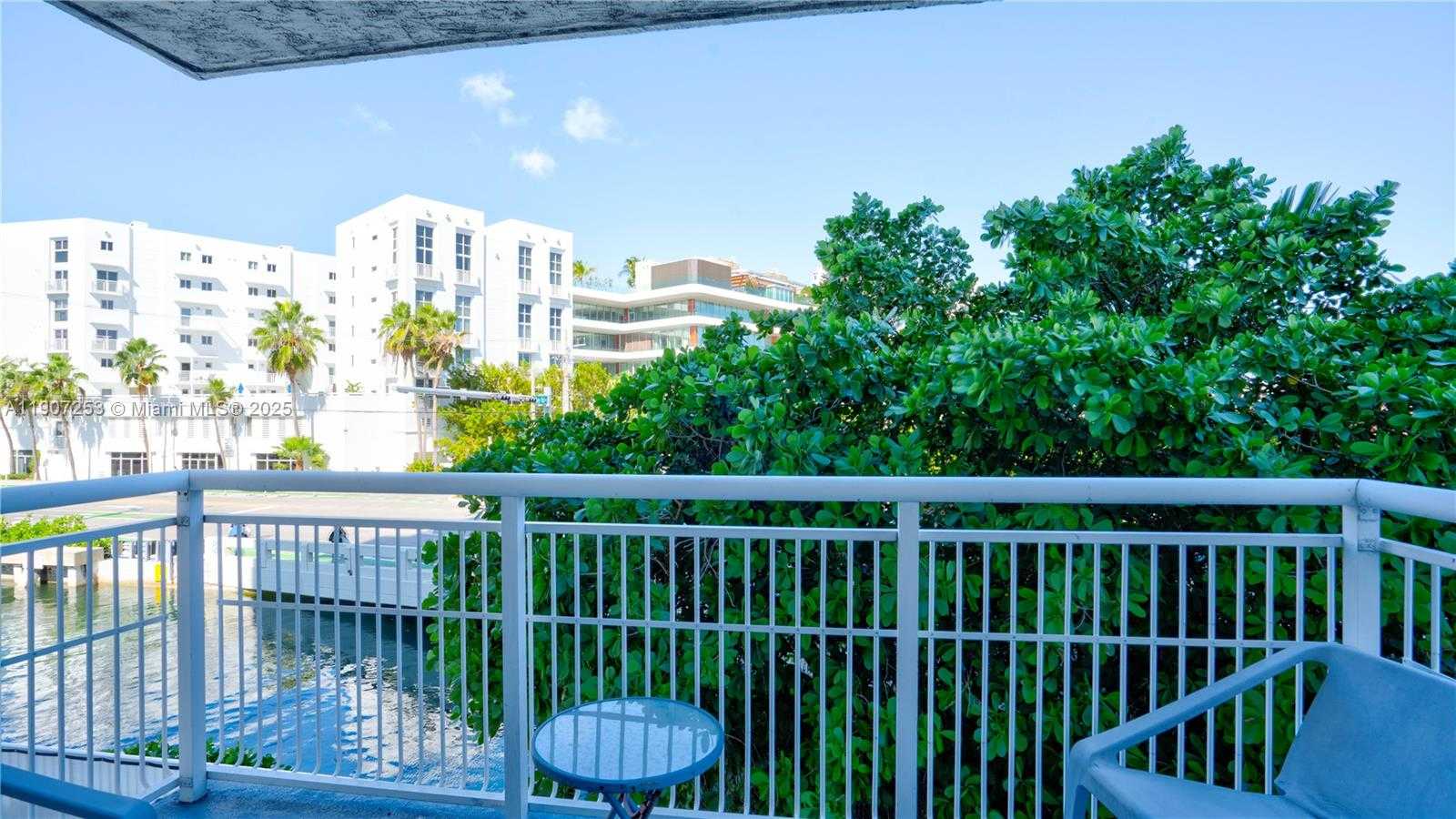 Small Image of 1688 WEST AVE #203, Miami Beach Number 17