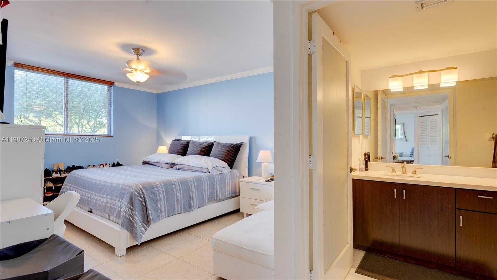 Small Image of 1688 WEST AVE #203, Miami Beach Number 6