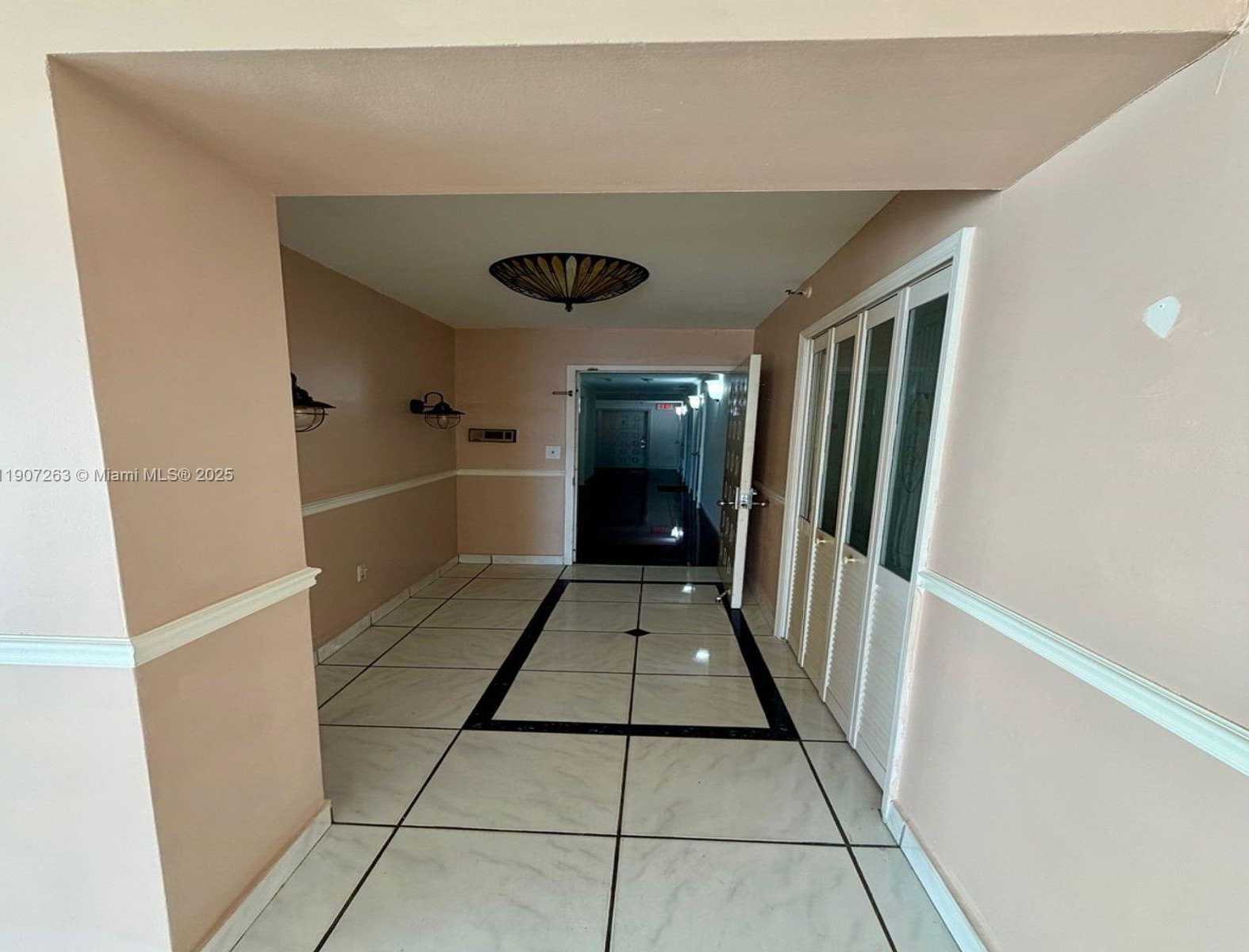 Small Image of 6061 COLLINS AVE #11A, Miami Beach Number 16