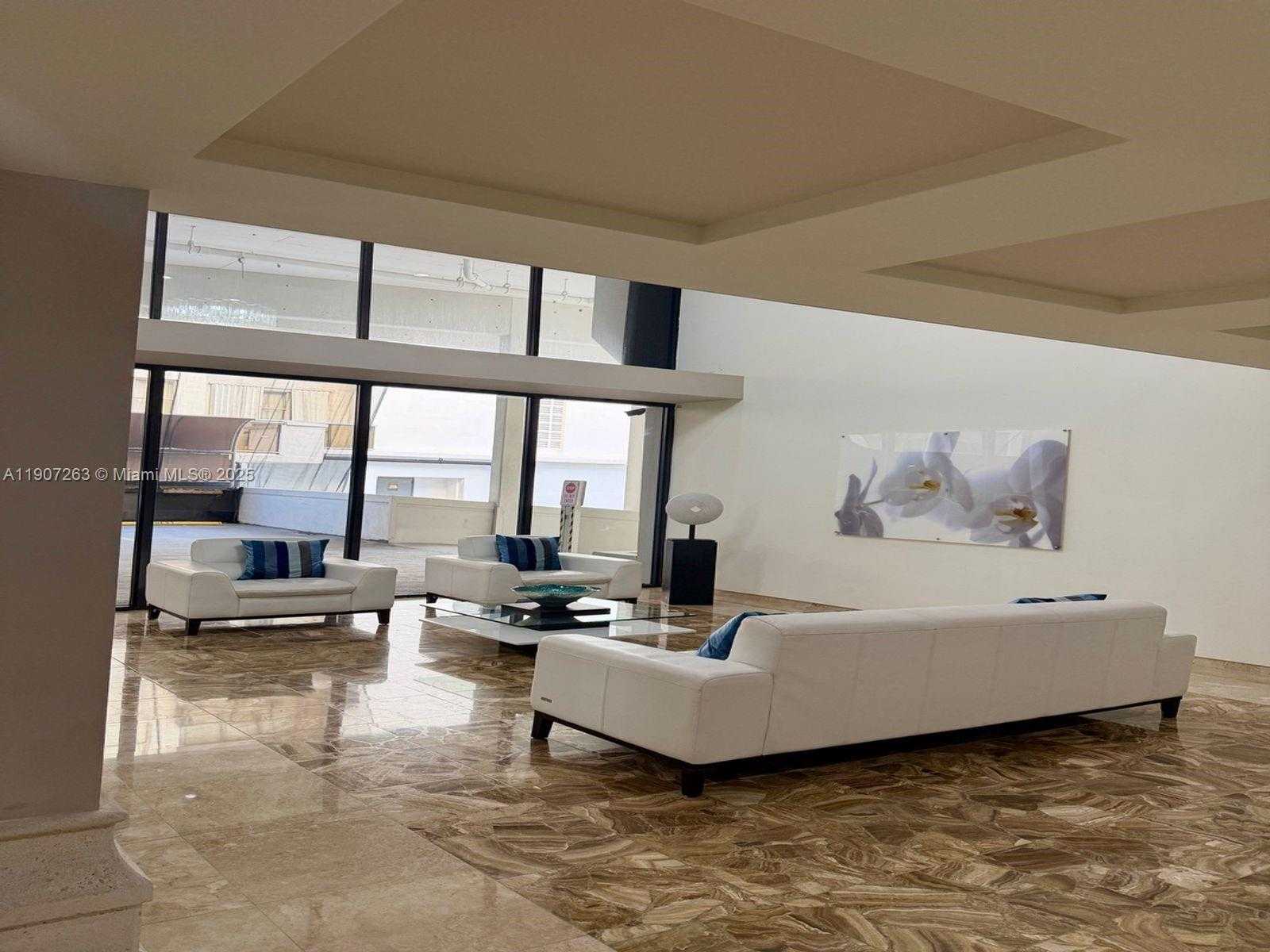 Small Image of 6061 COLLINS AVE #11A, Miami Beach Number 9