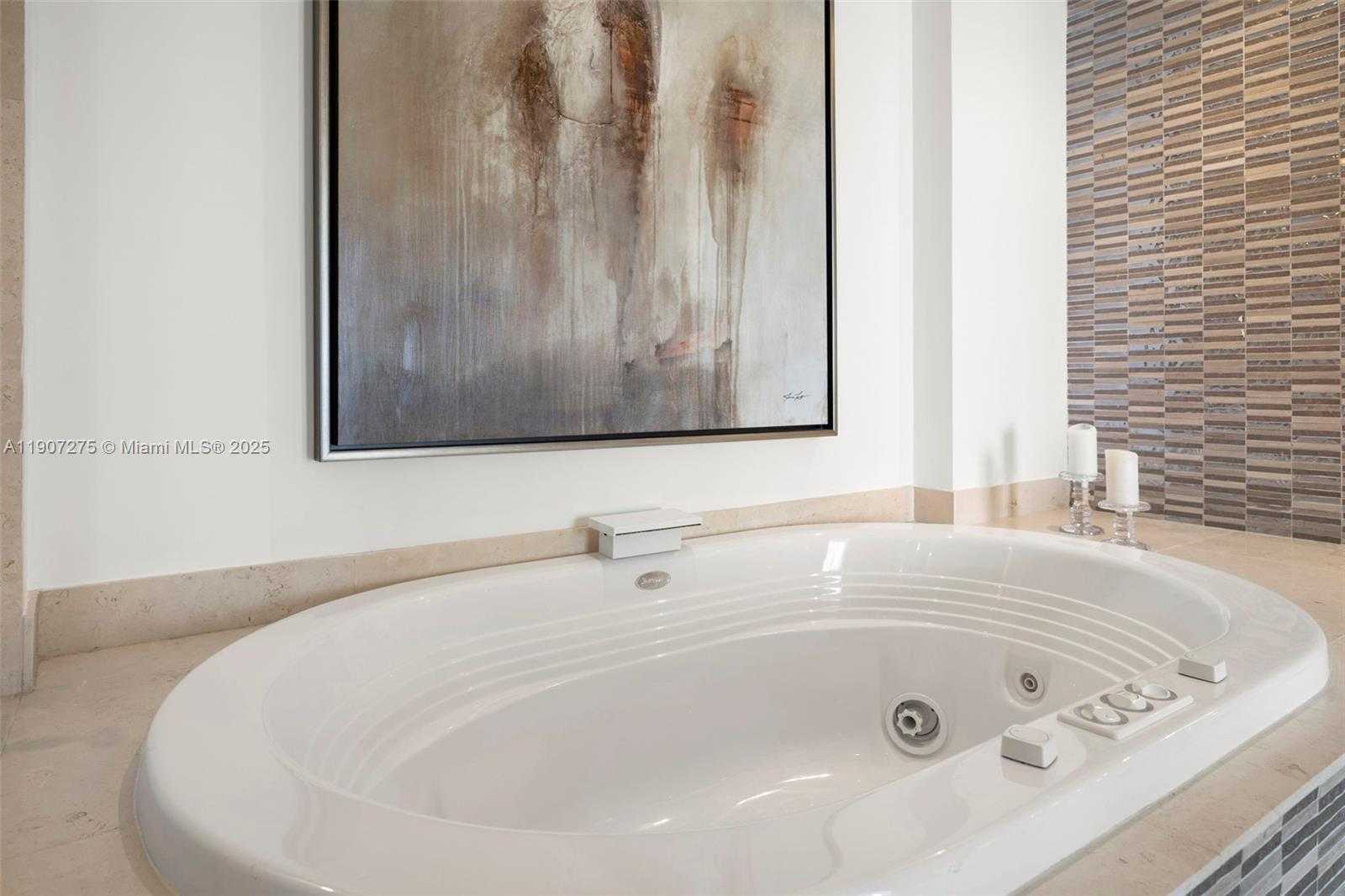 Small Image of 450 ALTON RD #PH 4104, Miami Beach Number 31